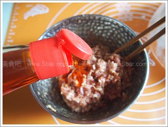 香辣豇豆烫面蒸饺 香辣豇豆烫面蒸饺的做法