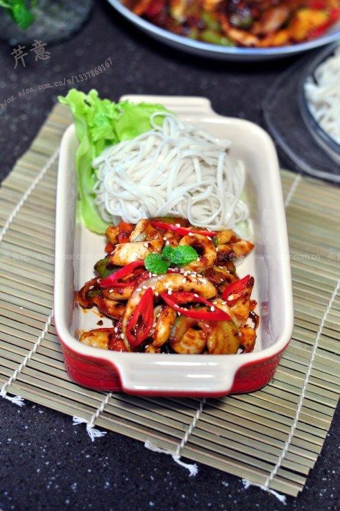 韩式辣炒章鱼面 韩式辣炒章鱼面的做法