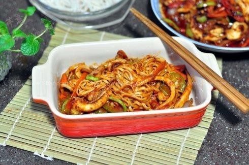 韩式辣炒章鱼面 韩式辣炒章鱼面的做法