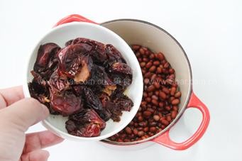 �±������ɵ�����