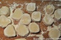 芝麻馅糖包子 芝麻馅糖包子的做法