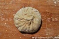 芝麻馅糖包子 芝麻馅糖包子的做法