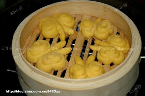 �ƺ�����ͷ������