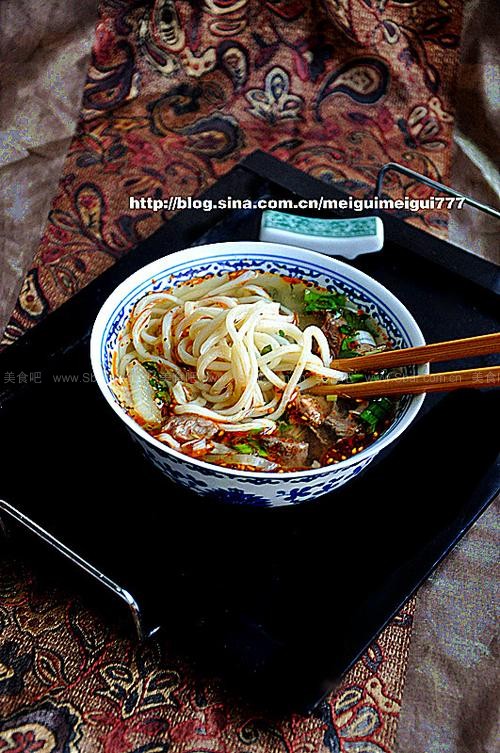 兰州清汤牛肉面 兰州清汤牛肉面的做法