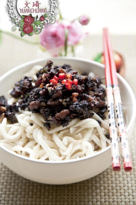 风味芫香杂酱面 风味芫香杂酱面的做法