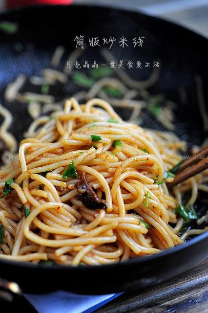 简版炒米线 简版炒米线的做法