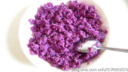 紫薯玫瑰卷 紫薯玫瑰卷的做法