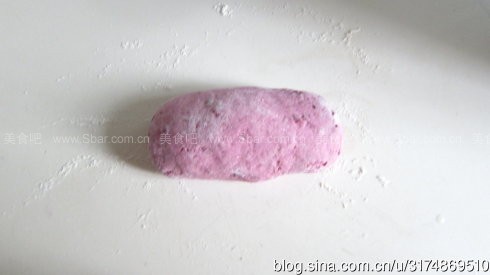 紫薯玫瑰卷 紫薯玫瑰卷的做法