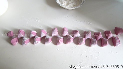 紫薯玫瑰卷 紫薯玫瑰卷的做法