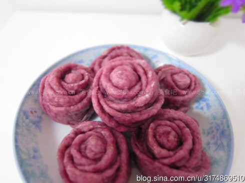 紫薯玫瑰卷 紫薯玫瑰卷的做法