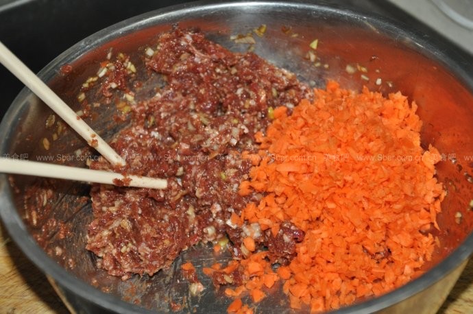 电饼铛牛肉馅饼 电饼铛牛肉馅饼的做法