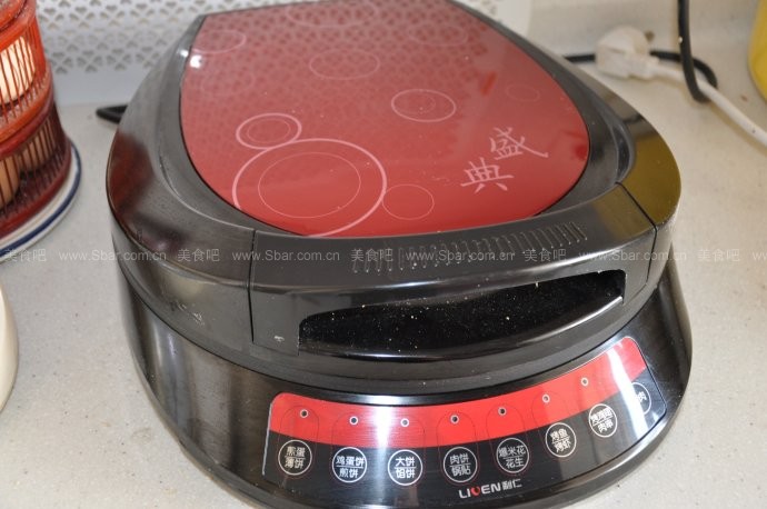 电饼铛牛肉馅饼 电饼铛牛肉馅饼的做法