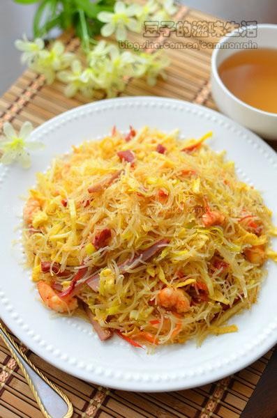 ���޳��׷۵�����