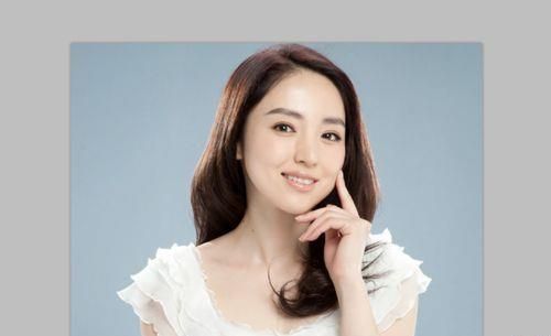 ps制作一副碎片特效的图像