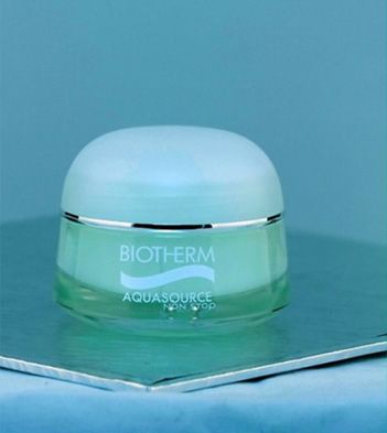 Photoshop完美精修小的护肤品瓶子