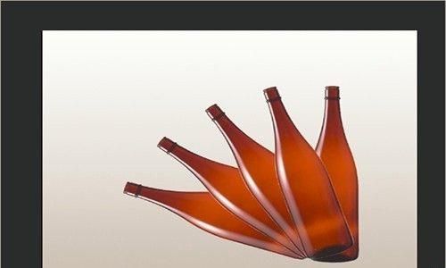 PS自由变换工具制作瓶子动态倾斜的效果