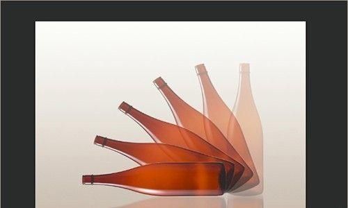 PS自由变换工具制作瓶子动态倾斜的效果